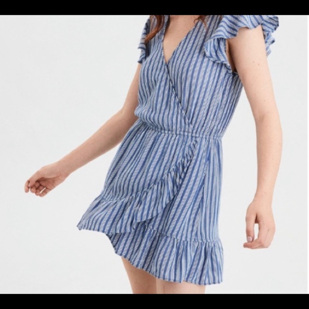 🌟2 for $15 Blue and white striped dress